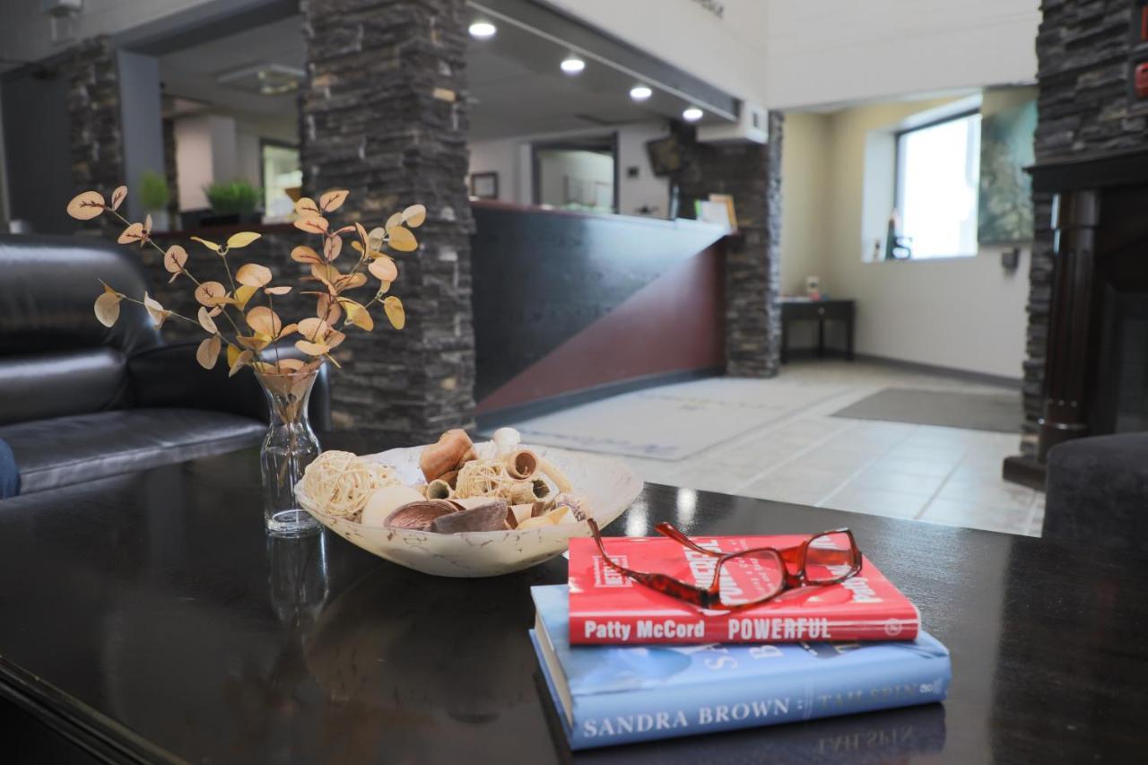 Travelodge By Wyndham Grande Prairie Dış mekan fotoğraf