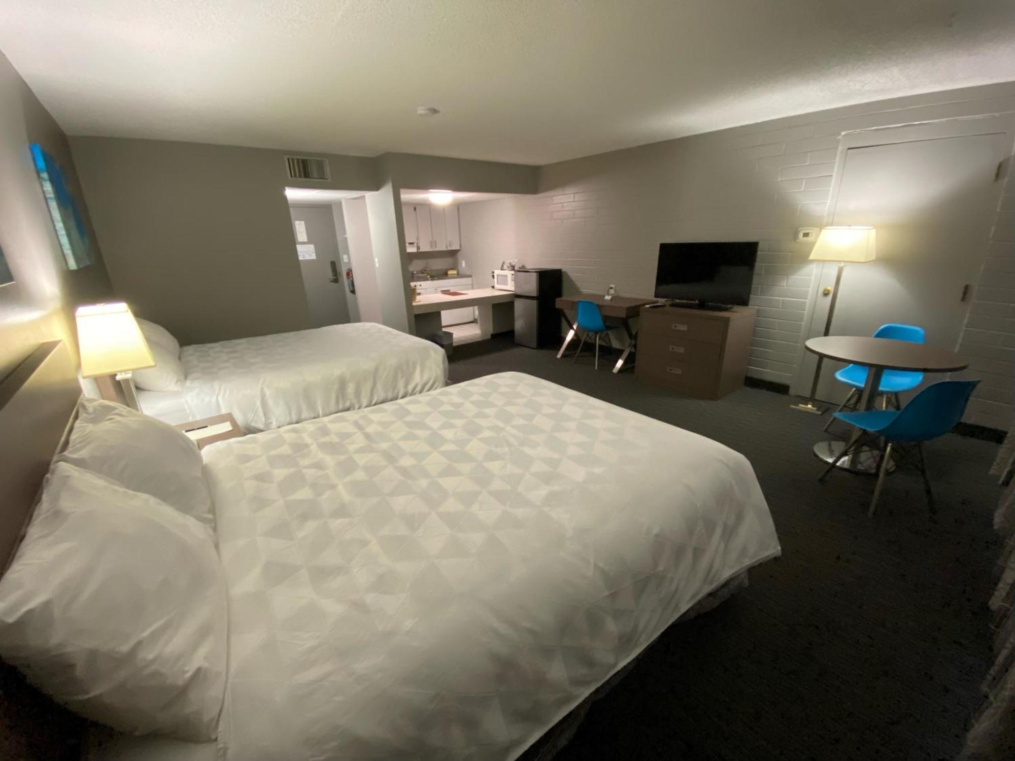 Travelodge By Wyndham Grande Prairie Dış mekan fotoğraf