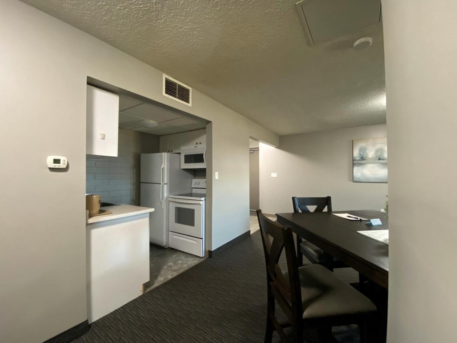 Travelodge By Wyndham Grande Prairie Dış mekan fotoğraf