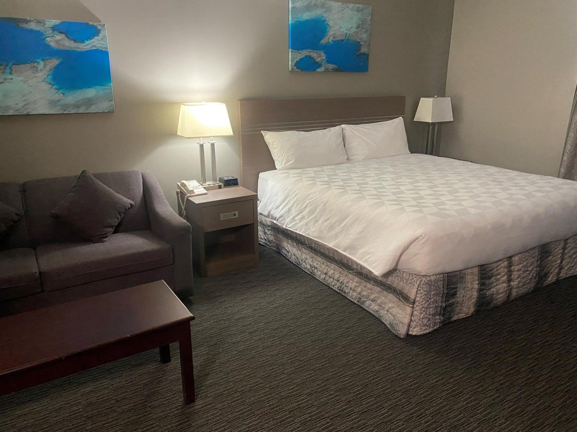 Travelodge By Wyndham Grande Prairie Dış mekan fotoğraf