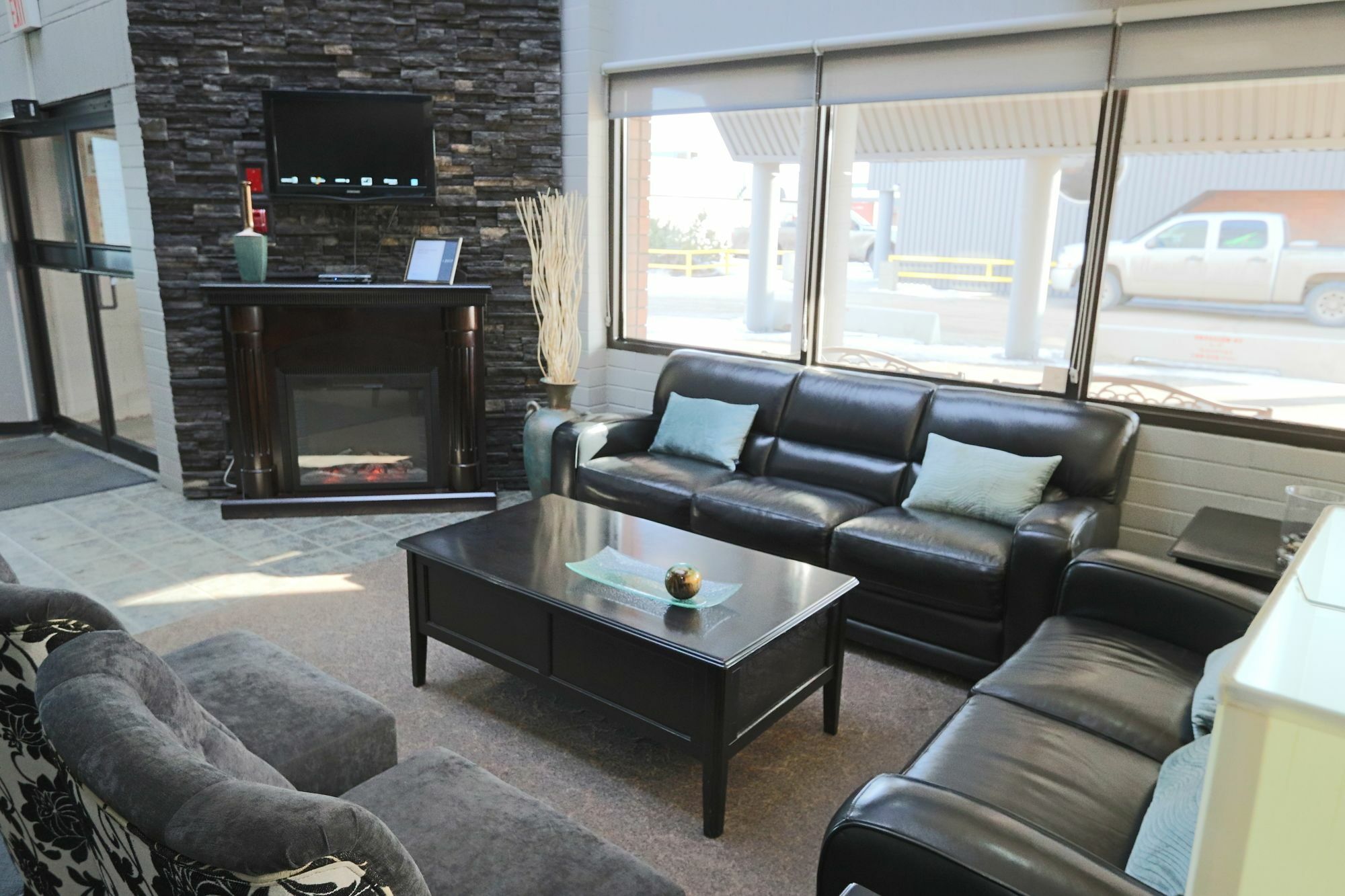 Travelodge By Wyndham Grande Prairie Dış mekan fotoğraf