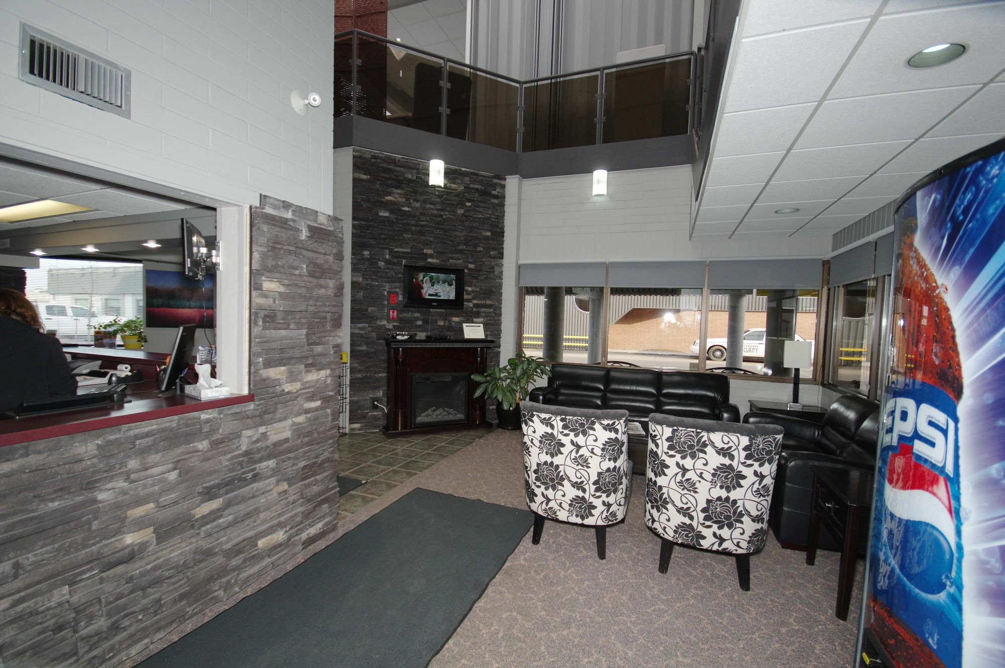 Travelodge By Wyndham Grande Prairie Dış mekan fotoğraf